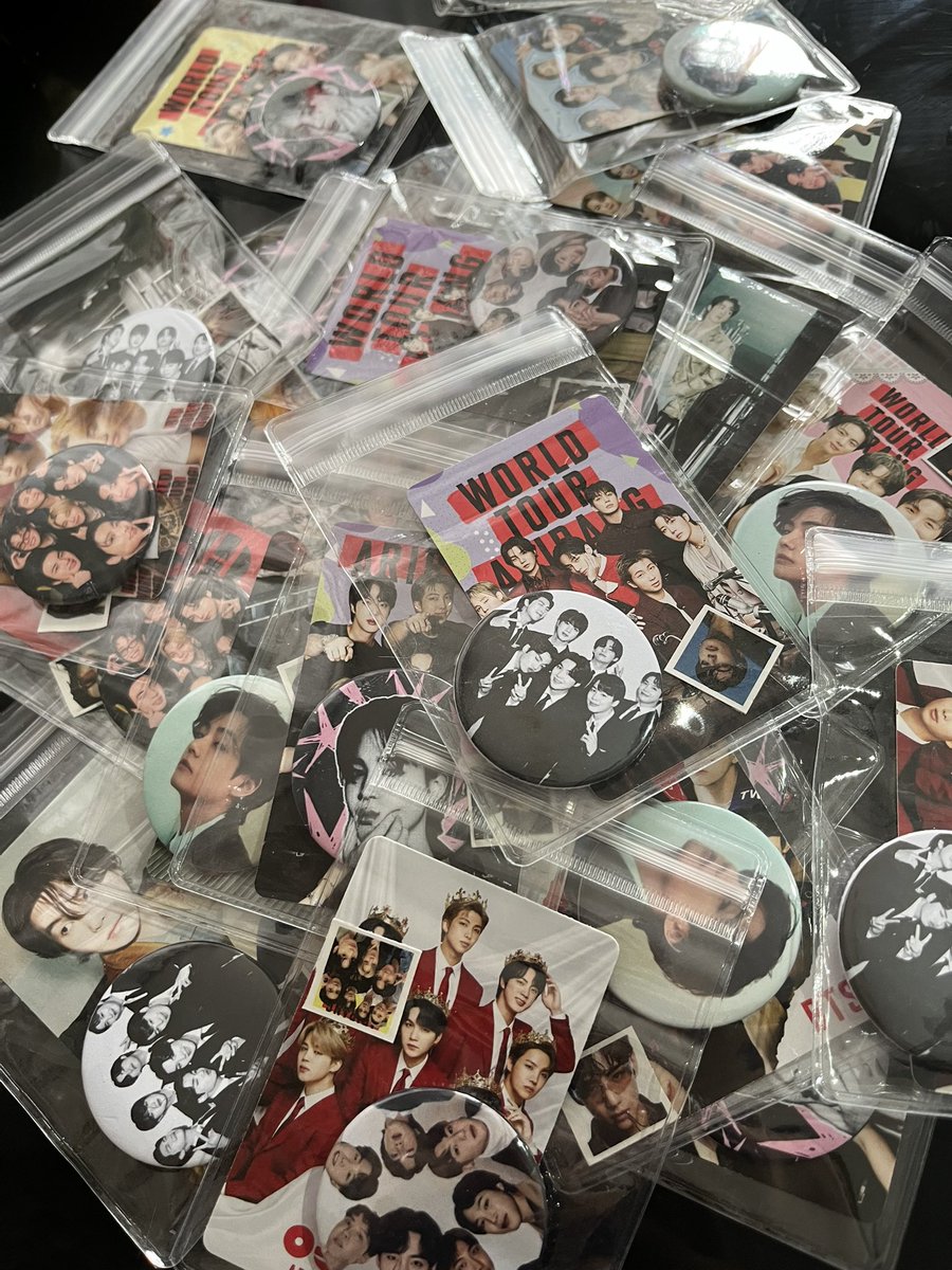 rkrivejoon's tweet photo. montando os freebies do dia 30 e 31 💜 https://t.co/7cHXTD2Gw5