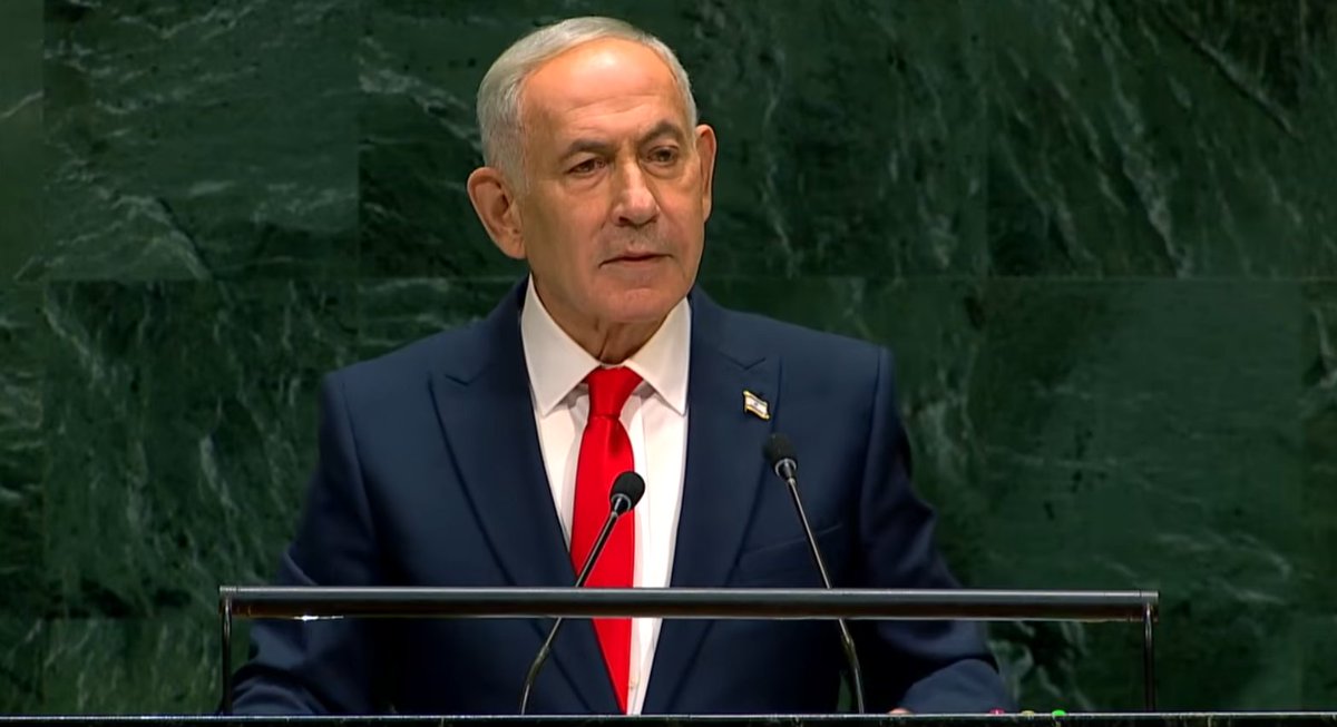 Itongadol's tweet photo. Netanyahu, en la ONU: “En la masacre del 7 de octubre, Hamas asesinó a 1.200 israelíes. Proporcionalmente, esto equivale a 40.000 estadounidenses inocentes asesinados en menos de 24 horas, 16 veces más que el número de víctimas de los atentados del 11 de septiembre”.

#Israel #MedioOriente #ONU @Israel #Netanyahu @Netnyahu @dannydanon @UN