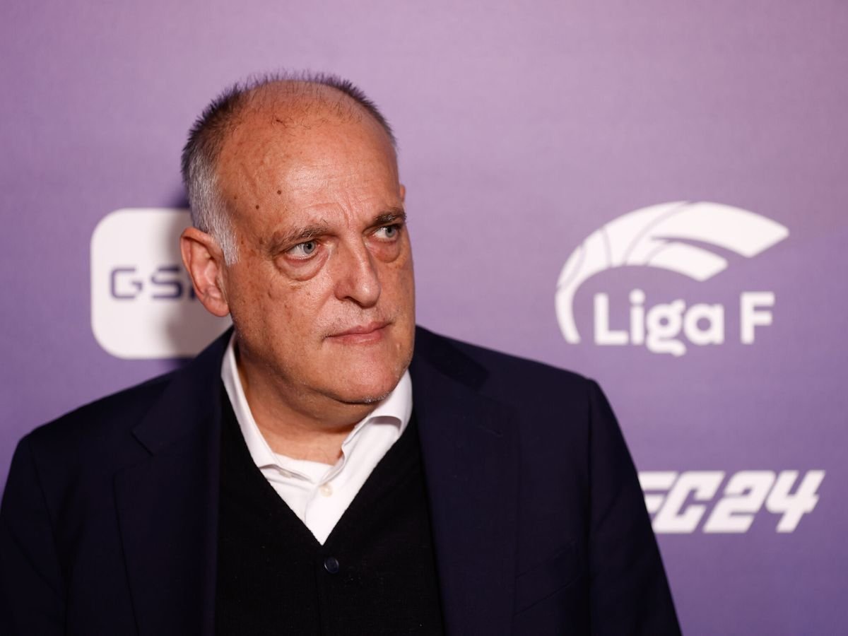 LaLigaenDirecto's tweet photo. #DATO Desde que Javier Tebas es presidente de LaLiga, saldo de goles de penalti a favor - en contra de los equipos de Primera División:

[+56] Madrid
[+48] Barcelona
[+18] Athletic
[+10] Atlético y Valencia
[+08] Osasuna y Villarreal
[+07] Eibar y Girona
[+06] Real Sociedad https://t.co/oSZe6iIlxq