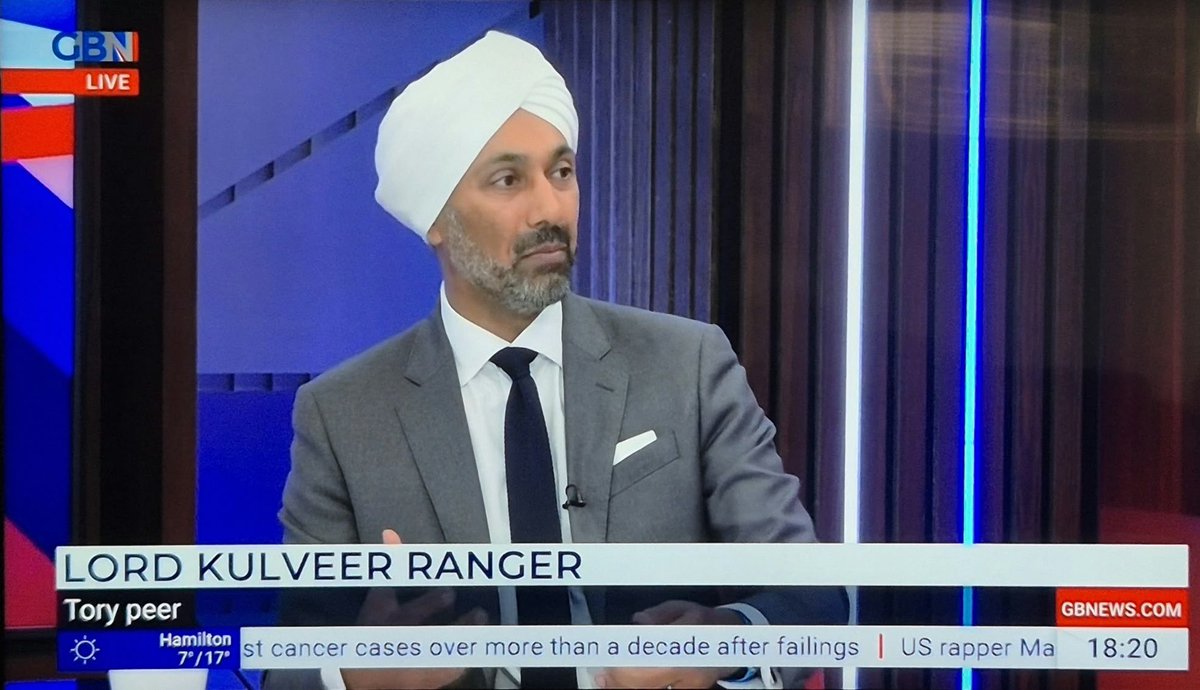 KulveerRanger's tweet photo. Great to be on @GBNEWS with @MichelleDewbs &amp; also with special guest birthday boy @Sjopinion10 who I was pleased to agree with that beer should stay off the terraces at football. @10DowningStreet should stick to advocating pork scratchings if he’s at a loose end🙄 https://t.co/E97u3AuLZS