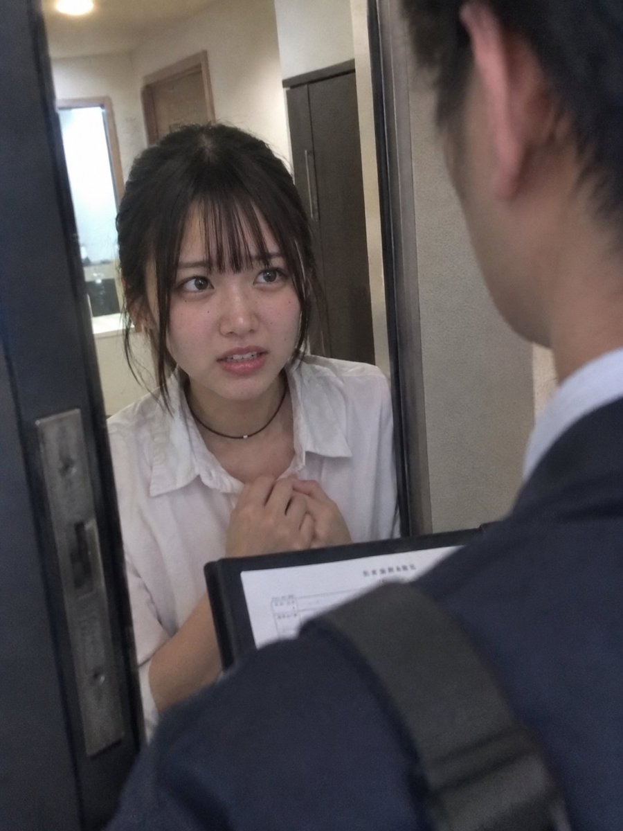 ai_nknksk's tweet photo. 「おめでとうございます。
あなたは国民慰安制度の適格個体として認定されました。」 https://t.co/D8N8UoVKzN