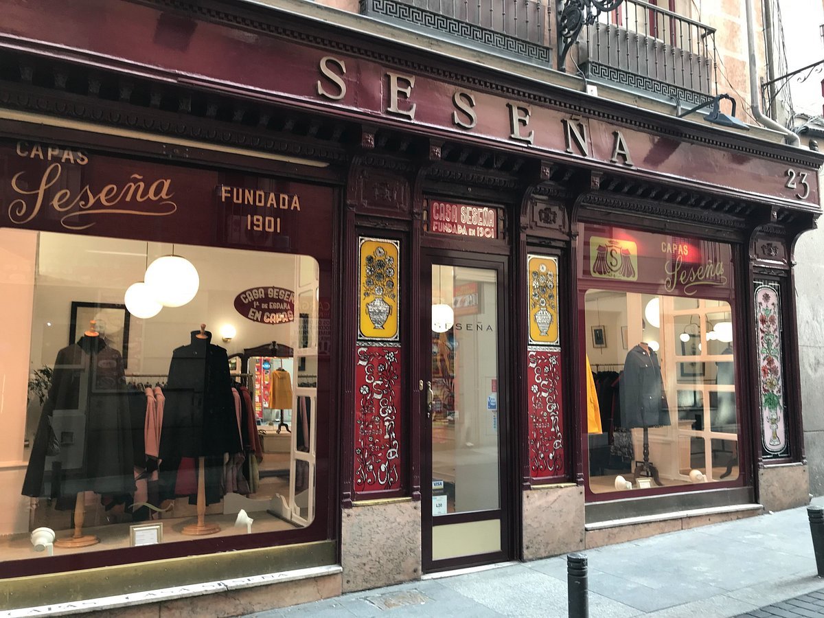 MagellanQuest's tweet photo. Spain has been sitting on a 125-year-old cape shop waiting patiently for Gen Z to rediscover the fit. https://t.co/lefa5uPnH8