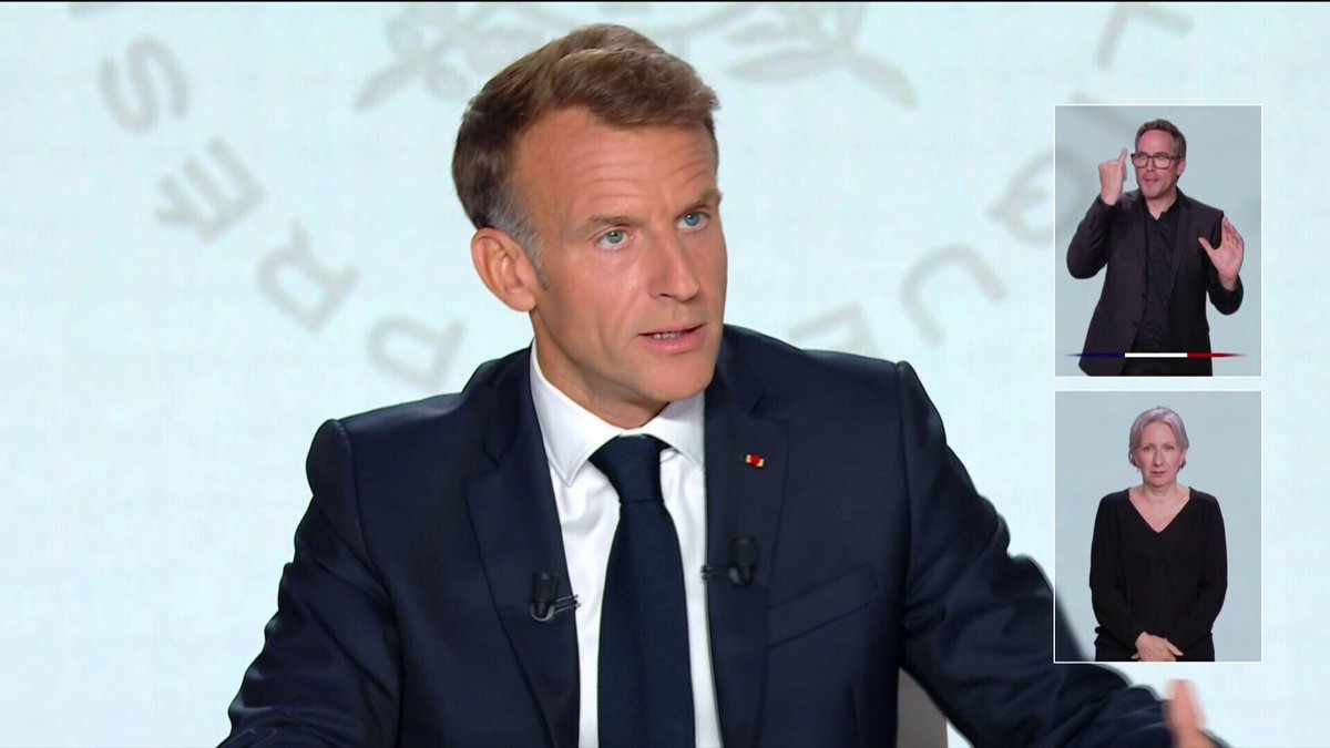 BFMTV's tweet photo. 🔴 ALERTE INFO
Emmanuel Macron n'exclut pas une baisse des taxes si les prix à la pompe s'envolent
https://t.co/6PUkW24o5B https://t.co/NEVyzstvHM