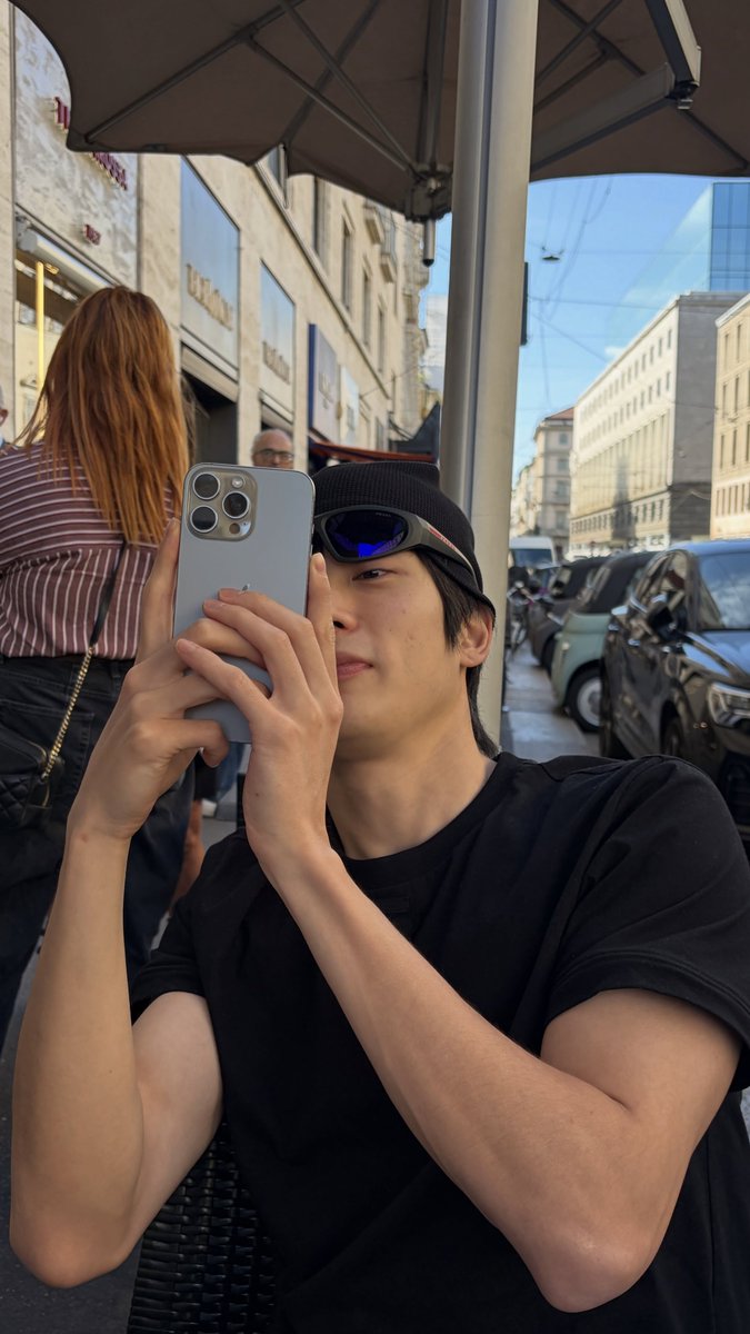 14aehyun's tweet photo. jaehyun’s biceps 🫪🫪🫪 https://t.co/IHB8GafxdY