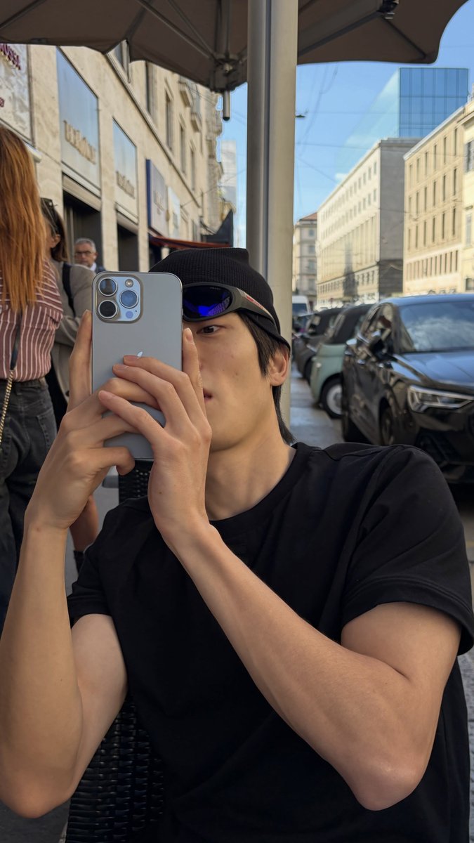 14aehyun's tweet photo. jaehyun’s biceps 🫪🫪🫪 https://t.co/IHB8GafxdY
