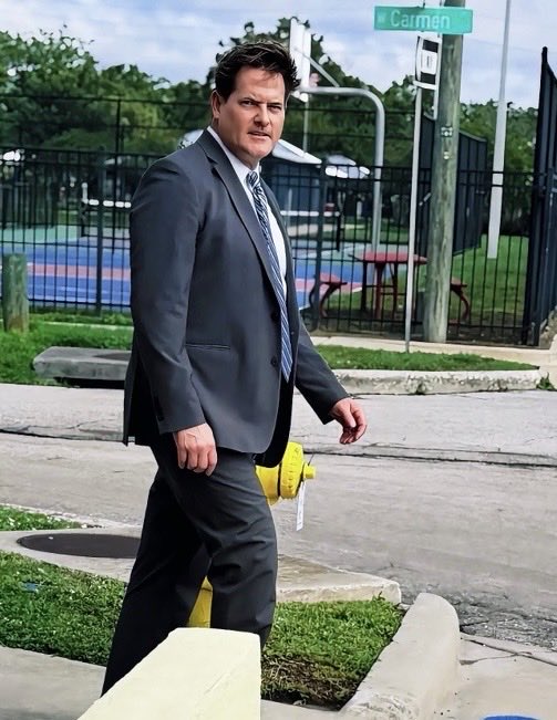 johncmurrowlaw's tweet photo. Went out to film some content today, came back with a modeling contact. 📸 💁🏽♂️ #toosexyformysuit #zoolander #malemodel 😂 https://t.co/Nad72Y1Sc9