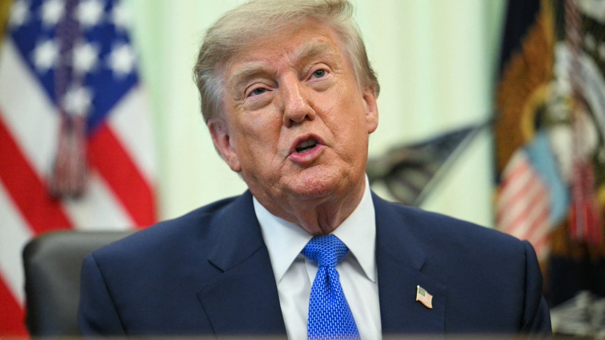 TopTechAwards's tweet photo. Trump says U.S. communities opposing AI data centers could end up 'backwards and poor' - CNBC
https://t.co/RN6YQwLoKS
#tech #technology #techindustry #future #digitaltransformation #innovation https://t.co/6dOQPp1JgT