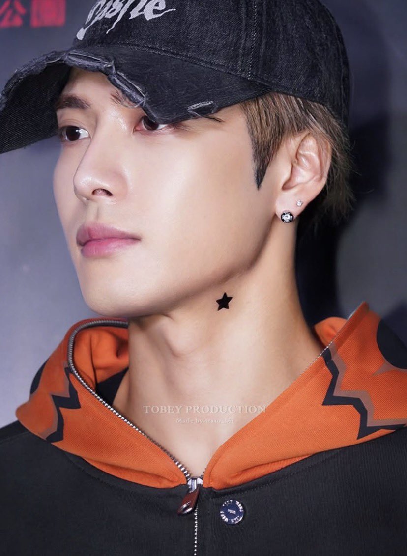 JMagic's tweet photo. The way he glows 😍🧡♥️ https://t.co/z5pwvgIpAb