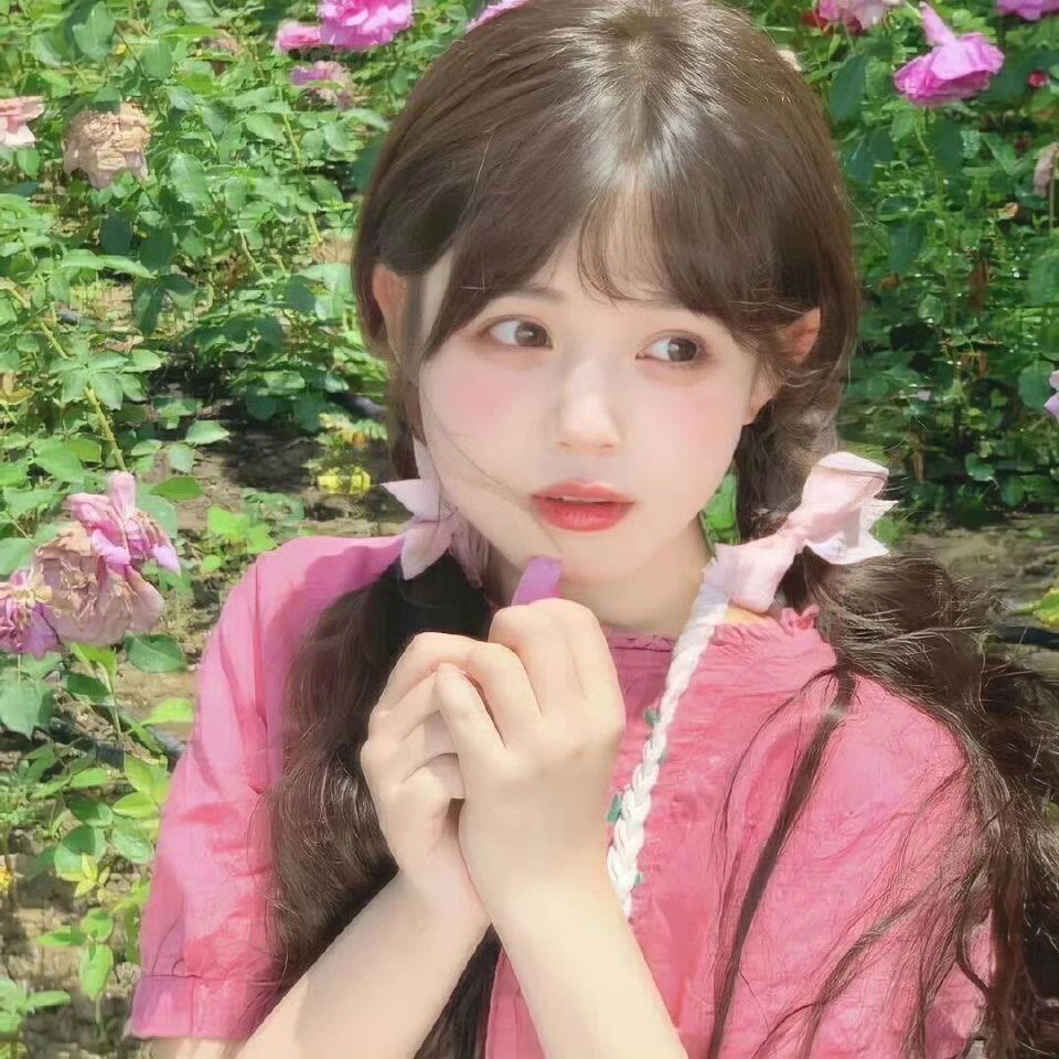 JessieCrip3k's tweet photo. suspiciously来认识一下～04年在校女大，165/50。平时在苏州附近，平时想认识一些新面孔，附近的来冒个泡～pair #约炮 #女大 #苏州 https://t.co/5JkkqOIw2w