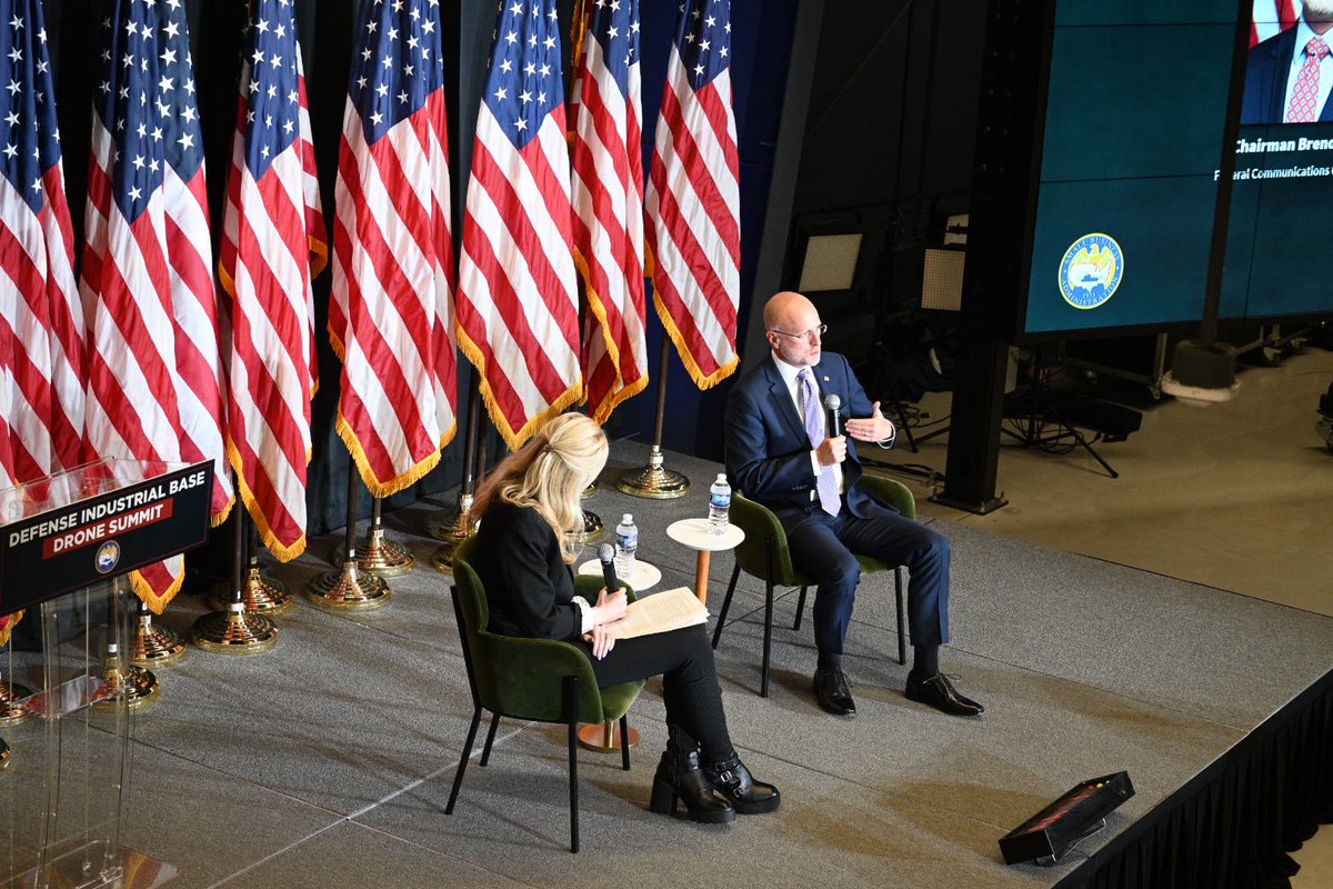 BrendanCarrFCC's tweet photo. AMERICAN DRONE DOMINANCE 🇺🇸

President Trump’s policies supercharged domestic drone manufacturing with billions of dollars now flowing into production plants here in America.

Great to join the @SBAgov Defense Industrial Base Drone Summit today to discuss the FCC’s role. https://t.co/L2vdhfN2Lk