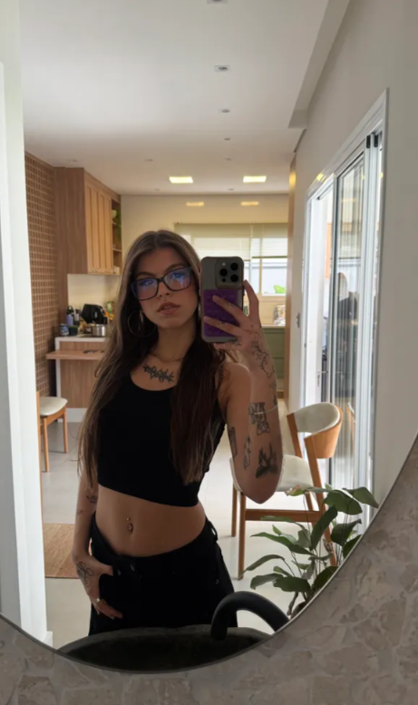 melmartinsof's tweet photo. Oi meus amores 🔥💞 https://t.co/kWTqCROBfD