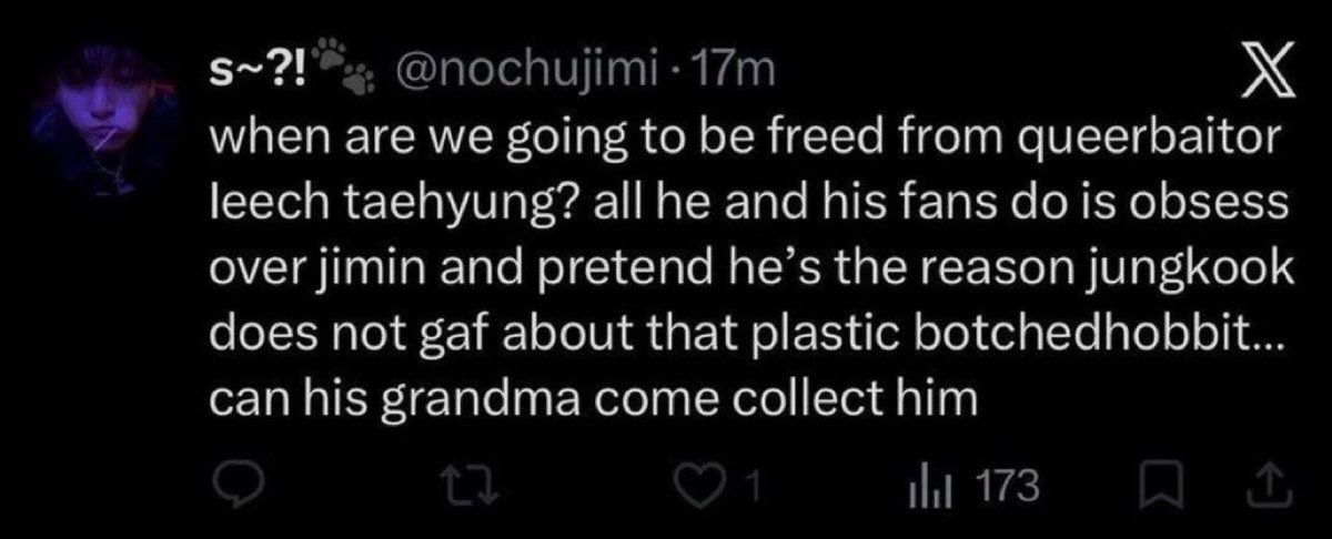 spotifyforV's tweet photo. We will not back down until a serious action is taken against the shippers and antis who constantly harass Taehyung’s deceased relative and throw DTs at him. 

@BIGHIT_MUSIC @bts_bighit @HYBEOFFICIALtwt 

PROTECT TAEHYUNG
PROTECT YOUR ARTIST
BIGHIT AND HYBE TAKE ACTION
#ProtectTaehyung #ProtectYourArtist