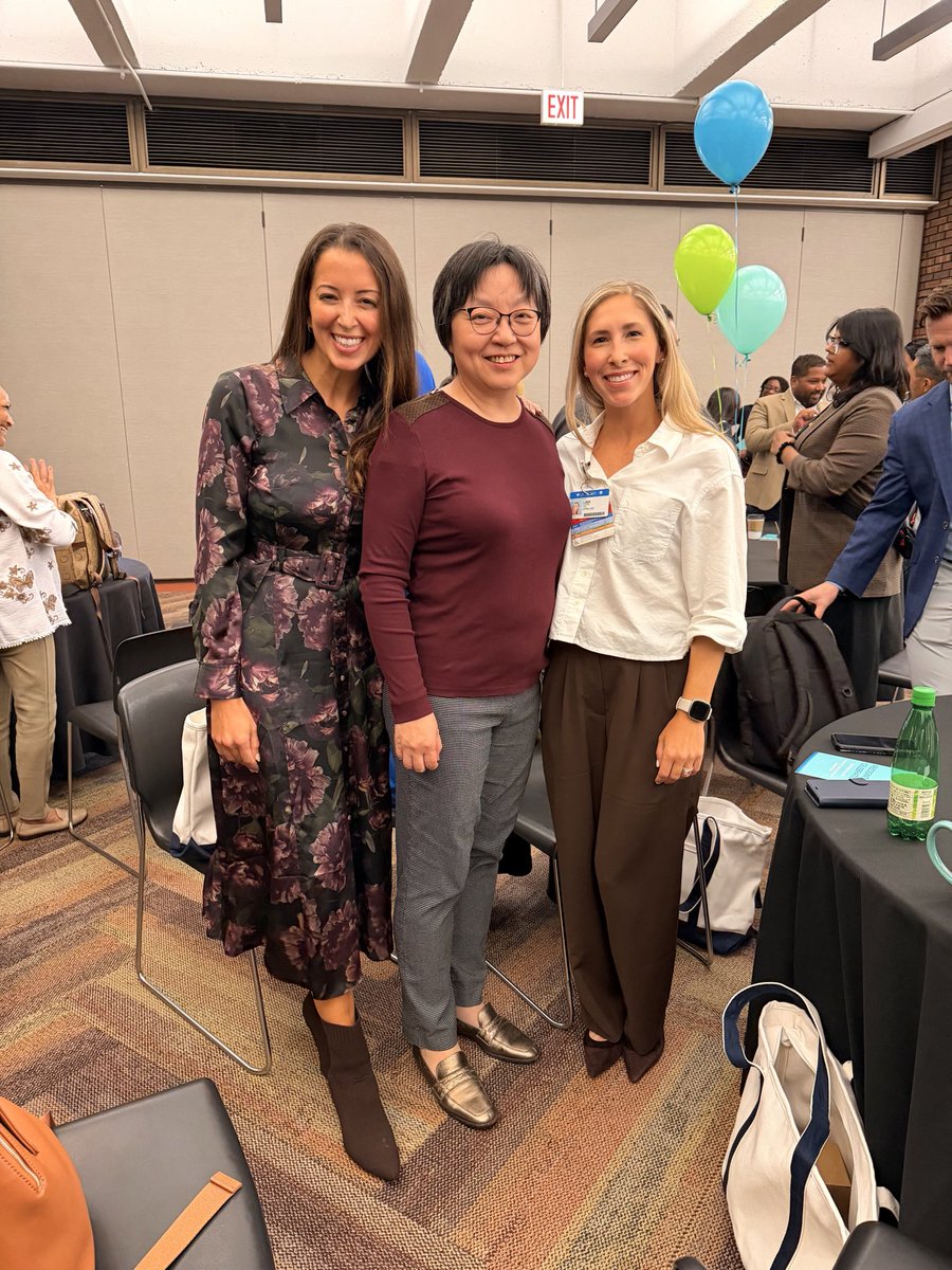 DrKarineTawagi's tweet photo. Honored to be nominated as Physician of the Year @UIHealth &amp; to help nominate &amp; celebrate some exceptional colleagues Dr. Fang Zhu who runs our theranostics program &amp; our incredible APP Lisa Nuccio ❤️ @UICancerCenter https://t.co/6OcJZwXTLK