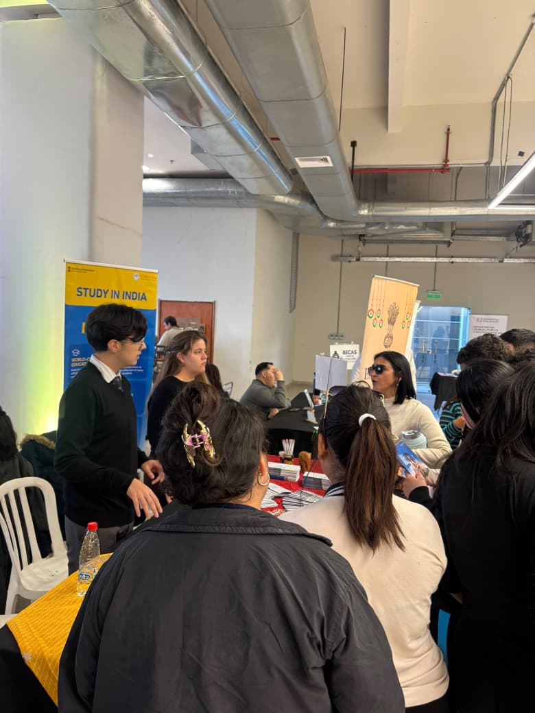 IndiainParaguay's tweet photo. 🇮🇳🎓 La Embajada de la India en Asunción participó en AsuJoven Fest 2026 (Festival de la Juventud de Asunción 2026), organizado por la Municipalidad de Asunción el 23 de septiembre de 2026 en el Puerto Histórico de Asunción.

📚 El stand de la Embajada difundió información sobre las diversas oportunidades disponibles para los jóvenes paraguayos para estudiar en la India, incluyendo las becas ITEC, becas ICCR y becas AYUSH.

🔗 Para más información, visite los siguientes enlaces:

Study In India: https://t.co/YKJd8EAn88

ITEC: https://t.co/u6AmaDeezy

ICCR: https://t.co/Zsfcmqubt9

#AsuJoven2026 #IndiaParaguay #StudyInIndia #ITEC #AYUSH #Education #CapacityBuilding #Scholarships

🇮🇳🇵🇾

🇮🇳🎓 The Embassy of India in Asuncion participated in AsuJoven Fest 2026 (Asuncion Youth Festival 2026) organised by the Municipality of Asuncion on 23 September 2026 in the Historic Port of Asuncion.

📚 The Embassy stand disseminated information about various opportunities available to Paraguayan youth to Study in India, including ITEC scholarships, ICCR scholarships, and AYUSH scholarships.

🔗 For more details, please visit the following links:

Study In India: https://t.co/YKJd8EAn88

ITEC: https://t.co/u6AmaDeezy

ICCR: https://t.co/Zsfcmqubt9

#AsuJoven2026 #IndiaParaguay #StudyInIndia #ITEC #AYUSH #Education #CapacityBuilding #Scholarships

@IndianDiplomacy @MEAIndia @PIB_India @DDNewslive @StudyInIndiaGov @itecnetwork @iccr_hq @moayush @EduMinOfIndia