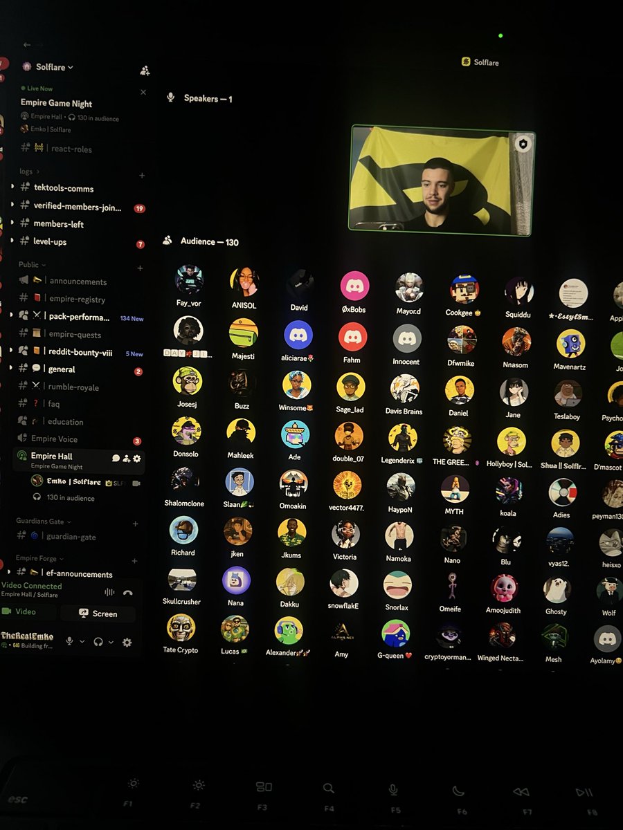 TheRealEmko_'s tweet photo. Just me &amp; 130+ @SolflareEmpire members chilling around &amp; playing some games with prizes… https://t.co/7dUMWncMBw