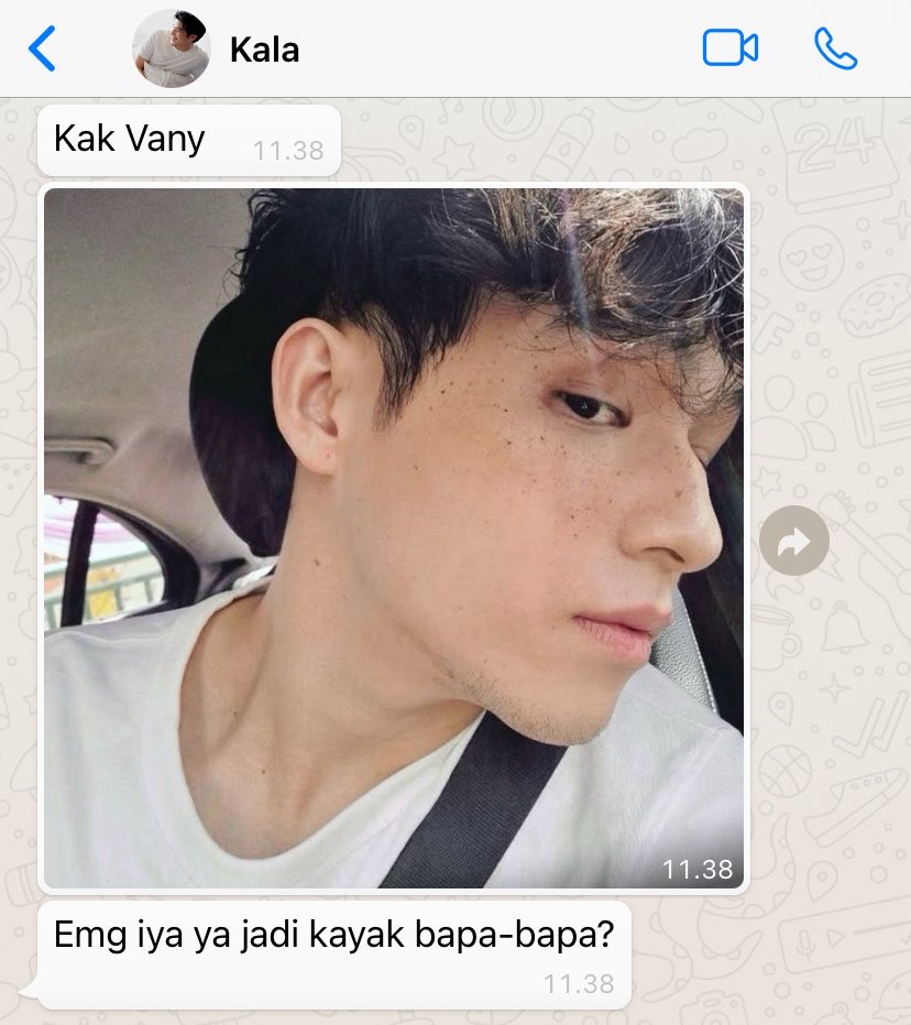 kUmmiemark's tweet photo. Skynani few tweets au: yang sudah menginjak enam bulan (dijodohin) pernikahan itu https://t.co/LDstJvqVIo