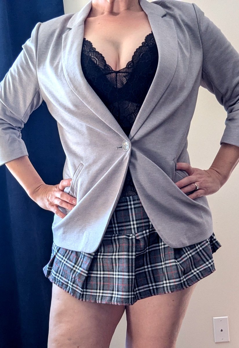 Candi_Hotwife's tweet photo. Who's been a bad boy? https://t.co/bpOEuDM3kl
