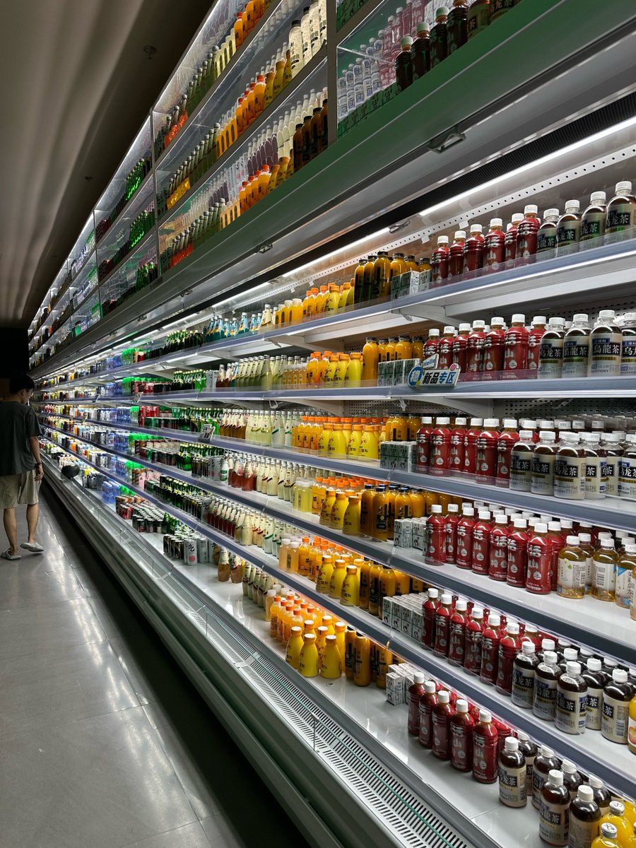 LouieClived9's tweet photo. Restocked our convenience store fridge with cold sparkling water, creamy Greek yogurt and chewy energy bars—perfect for your on-the-go summer pick-me-up! https://t.co/vUo51tpXS5