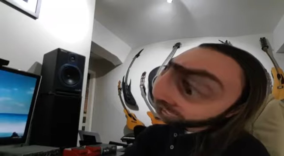 chocolilson's tweet photo. @luciemmwi mas o que é isso que está aparecendo aqui no meu computador? https://t.co/g9C2hbH5tS