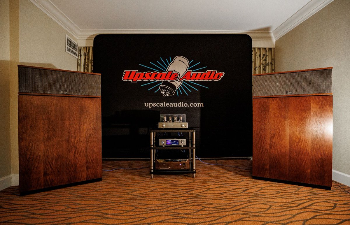 onlyattheshow's tweet photo. T.H.E. Show SoCal 2025: the Upscale Audio room featured the new Klipsch Klipschorn AK7 loudspeakers, driven by a PrimaLuna EVO 400 Integrated Amp. Effortless dynamics that filled the room. https://t.co/hmA6QrU5ky #hifi #audio #audiophile #totalhifiexperience #UpscaleAudio https://t.co/nwnkBPV3vU