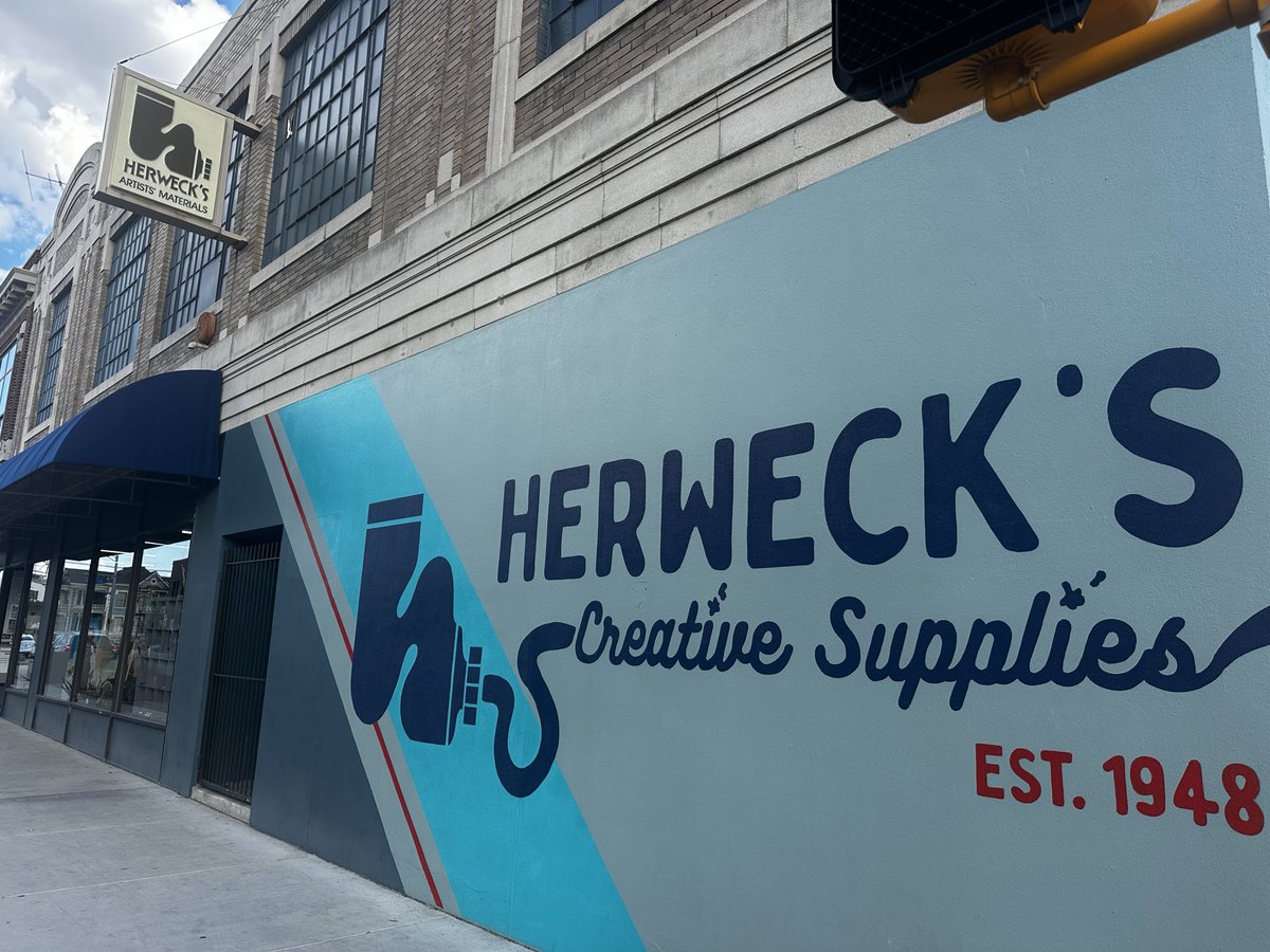 getcreativesa's tweet photo. Enter the MLK Youth Art Contest for a chance to win a Herweck's Art Supply gift card! Bexar County students are encouraged to submit their original artwork inspired by the theme “40 Years Strong: Upholding A Dream” by Friday, Oct. 9.

 🎨🖌️ Learn more: https://t.co/MxJLUH8QZB https://t.co/CDTClXvo8m