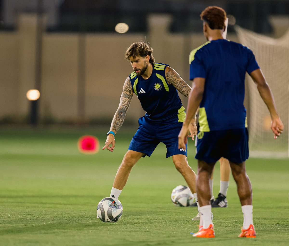 AlNassrFC_EN's tweet photo. Turning the international break into preparation time ⚽️ https://t.co/mPBFbSV2Ar