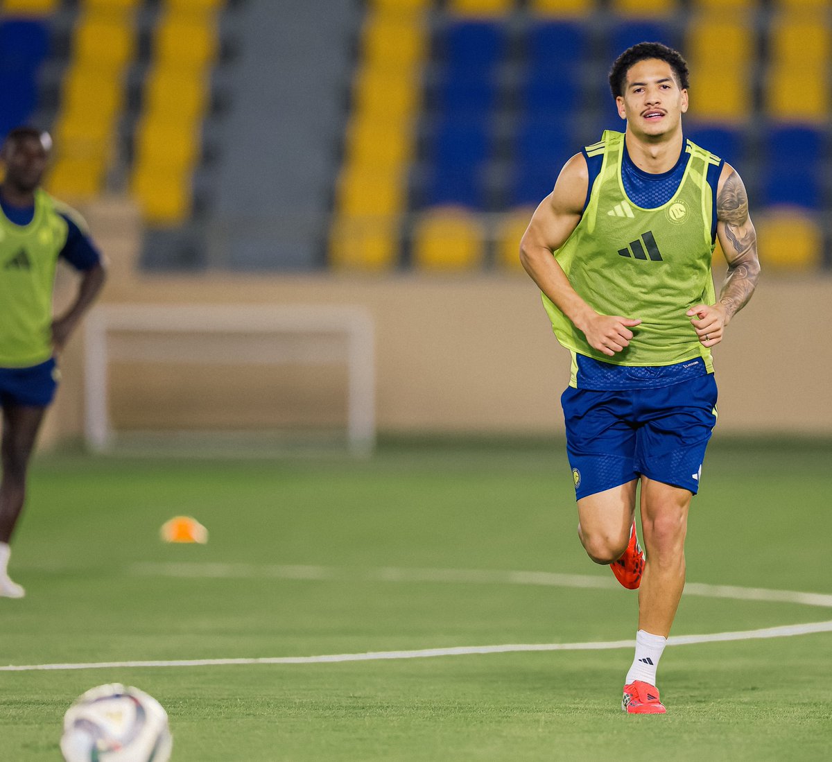 AlNassrFC_EN's tweet photo. Turning the international break into preparation time ⚽️ https://t.co/mPBFbSV2Ar