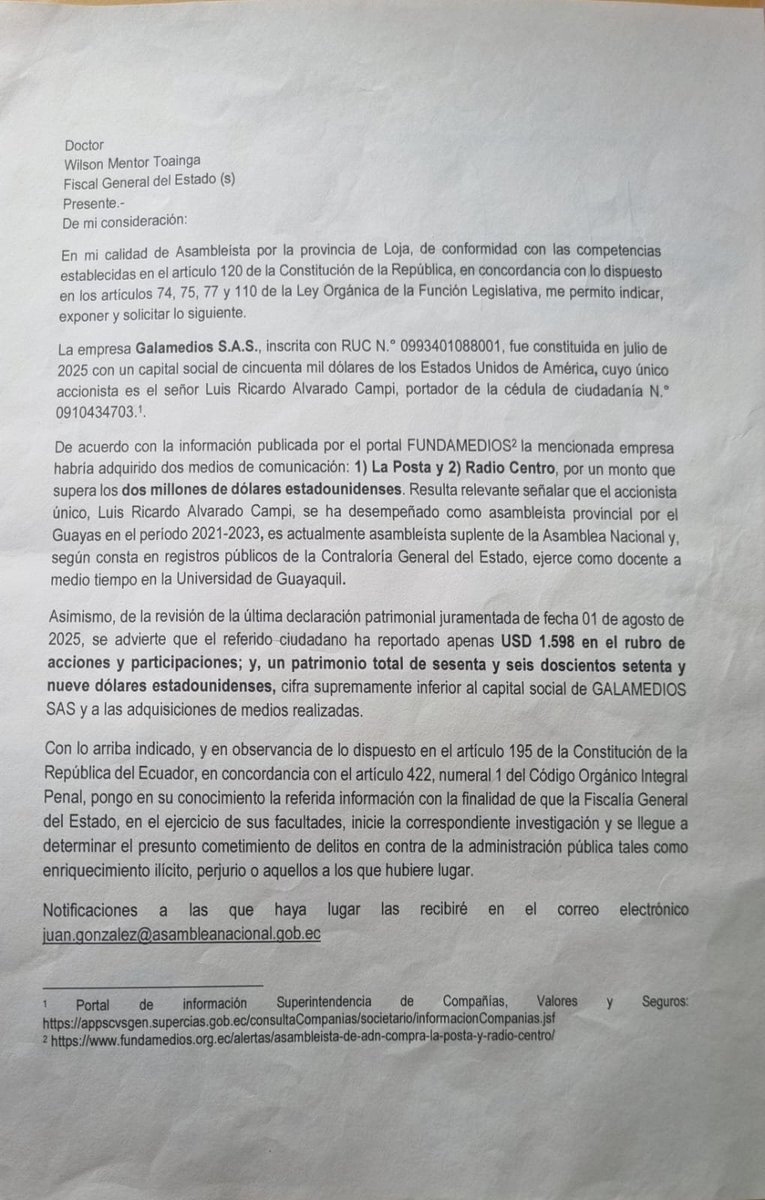 JAGonzalvear's tweet photo. GALAMEDIOS S.A.S. se constituyó el 24 de julio de 2025. Su único accionista es Luis Ricardo Alvarado Campi.

El 16 de agosto de 2025, GALAMEDIOS cerró la adquisición del 80 % de Holdingvision S.A.S., vinculada a Radio Centro, por USD 1,6 millones. Seis días después, el 22 de agosto de 2025, adquirió el 100 % de las participaciones de Leváscan Cía. Ltda., operadora de La Posta, por USD 1 millón.

El 2 de octubre de 2025, presenté ante la Fiscalía General del Estado una noticia criminis con la información para que esto sea esclarecido, pero, como siempre, no pasó nada.

Hoy, 24 de septiembre de 2026, comparece Luis Idrovo ante la Comisión y reconoce algo fundamental: la Superintendencia sí inició y concluyó un proceso de control e inspección a GALAMEDIOS, pero los resultados son de carácter “reservado”.

El propio portal oficial de la Superintendencia registra que, mediante Resolución No. 18709 del 2 de septiembre de 2026, se tramitaron los actos de DISOLUCIÓN, LIQUIDACIÓN y CANCELACIÓN de GALAMEDIOS S.A.S. Es decir: diecisiete días antes de esta comparecencia, GALAMEDIOS ya había quedado cancelada.

El propio sistema de la Superintendencia hoy advierte que la compañía se encuentra cancelada, inscrita su cancelación en el Registro Mercantil y, por esa razón, fuera del control y vigilancia de la institución.

La Superintendencia debe ser responsable y decirle la verdad al país, no pueden encubrir a un asambleísta alterno de ADN, que no puede justificar de donde salió el dinero para la compra de estos medios.

Ahí están Radio Centro y La Posta, quienes son los que más aplauden el desastre de este gobierno; pero son medios de comunicación manejados supuestamente con dinero de dudosa procedencia. ¡Sinvergüenzas!

#NosGobiernanDelincuentes
#ElMomentoEsAhora
#Galamedios