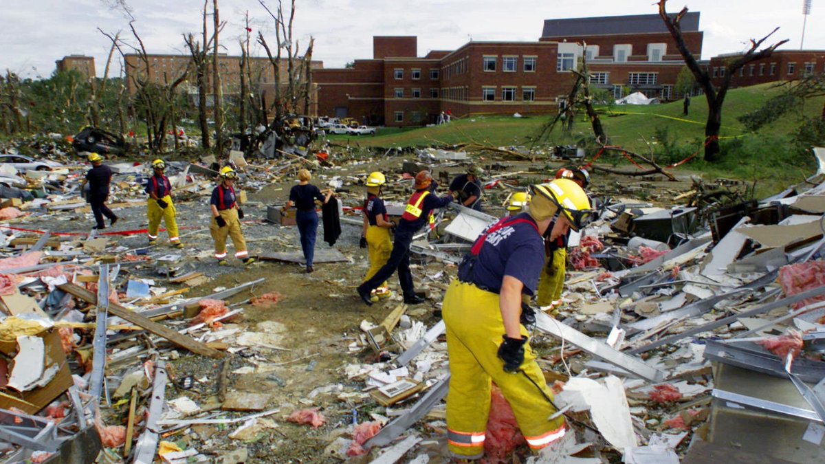 25YearsAgoLive's tweet photo. Six tornadoes strike the Washington, DC Metro Area. 

48 University of Maryland students are injured by flying debris, and two women on I-95 are killed when their car is lifted into the air. 

The tornado family causes $100 million in damages. https://t.co/O3sFtXXfqR