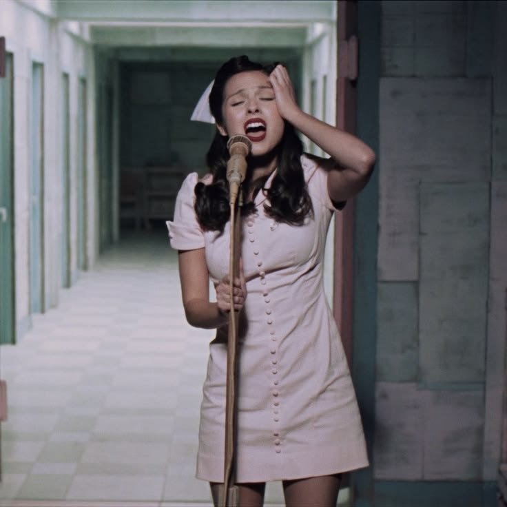sstatsoir's tweet photo. 🚨 Olivia Rodrigo's 'the cure' is now eligible for a 2x Platinum RIAA certification. 

A song gets eligible for this certification after selling 2M sales in the US. https://t.co/Tv2QE5Elbl