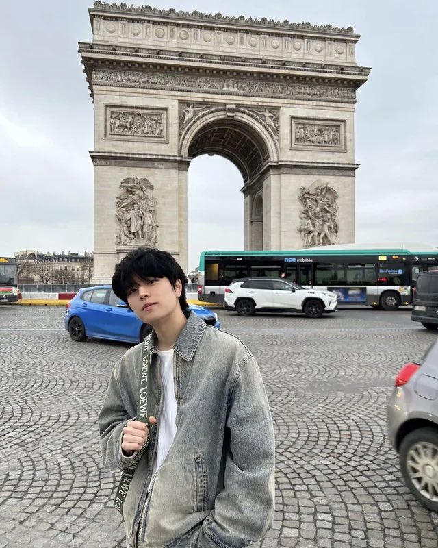_LeeNaazz's tweet photo. Meu primeiro ssd (e provavelmente o último) 🤍

E nem foi com o Han, espero que ele consiga dormir com as galhas dele hoje 🥹
#ssd #stayselcaday #Seungmin #StrayKids https://t.co/RgkRQ0Gdwx