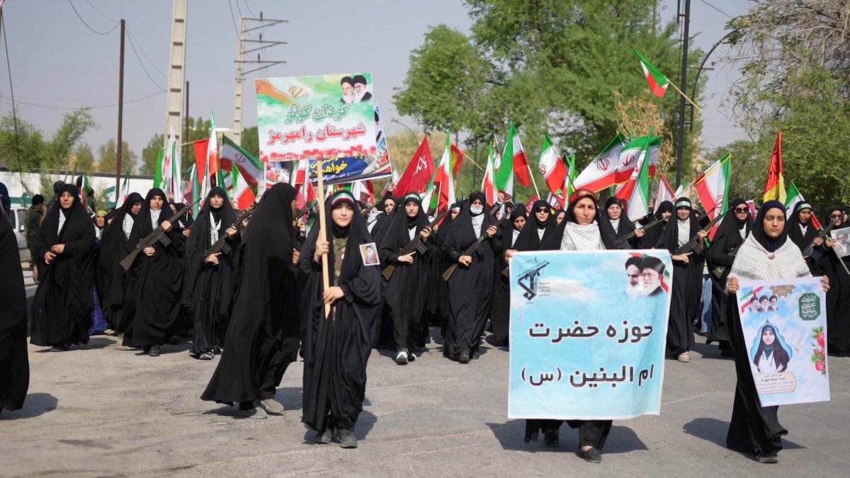 imruhollah's tweet photo. رامهرمز؛ نامی که وقتی در کنار خاطرات مردمش قرار می‌گیرد، معنای دیگری پیدا می‌کند.
#جانفدایان_خوزستان #جانفدایان_رامهرمز https://t.co/tqa0YUN36b