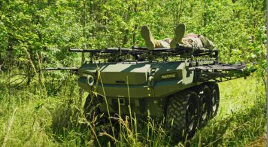 bladedefense's tweet photo. The mission shapes the technology. BLADE develops robotic vehicles, manipulators, command systems, and payloads around the challenges operators face in the field.

Learn more at https://t.co/smNksxUypP.

#HDTisBLADE #Robotics https://t.co/x2O8kdQIyr