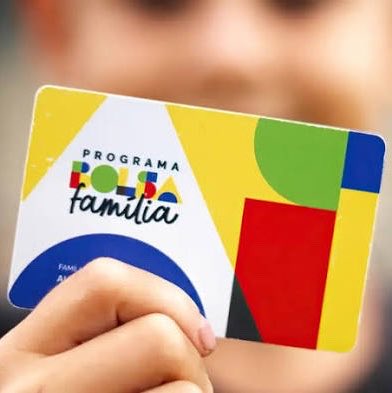 Delateinews's tweet photo. ⚠️VEJA: Governo Lula reduz previsão de gastos com Previdência, BPC e servidores para bancar reajuste de 15% do Bolsa Família https://t.co/3k25vg3l8O