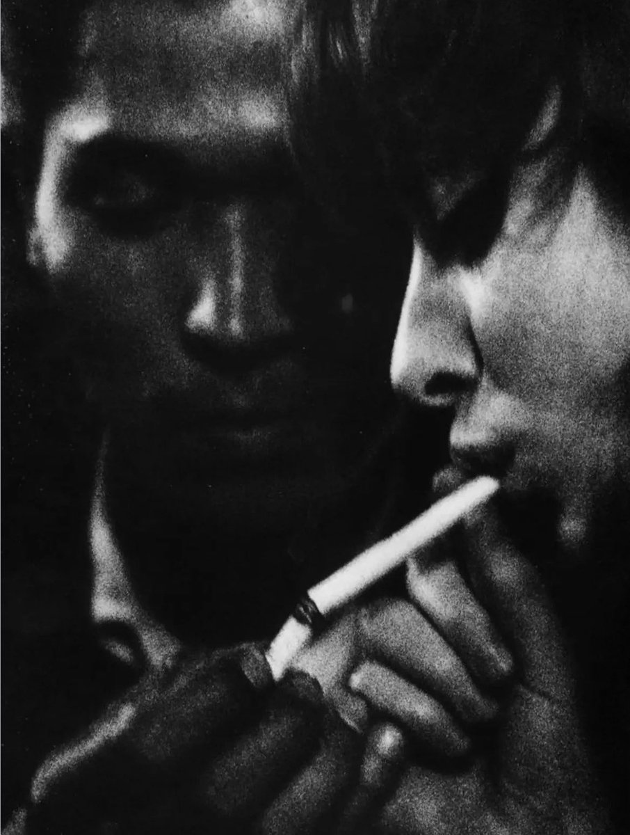 Joshuacagose's tweet photo. La noche…

📸 Ed van der Elsken

París (1950s) https://t.co/UkQIICR1uZ