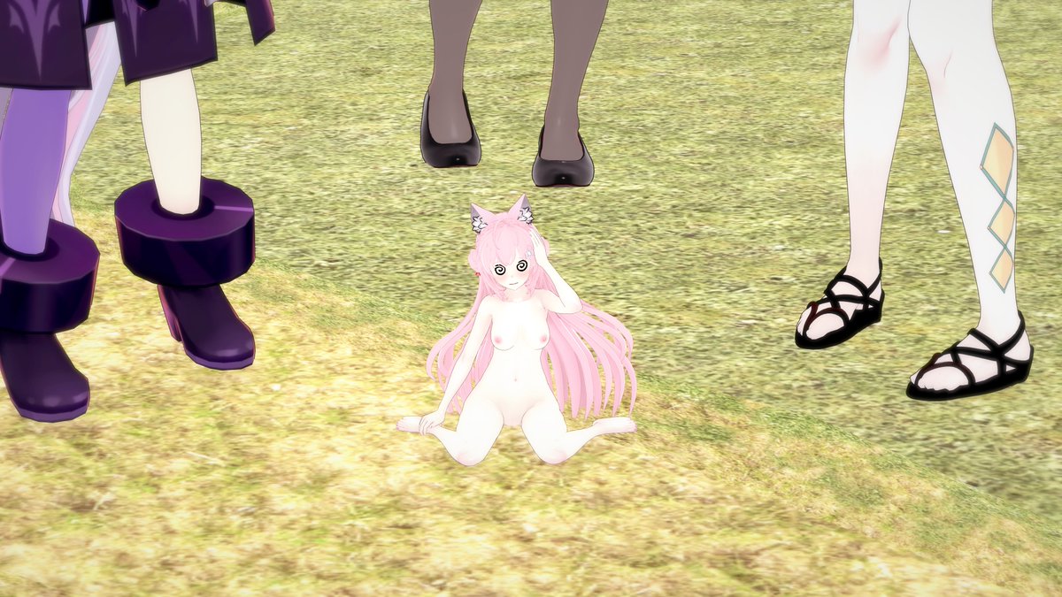 BoxmanPosts's tweet photo. SENFtember Day 23: TIny #senftember

Koyori's latest experiment backfired on her hard and left her too tiny for her clothes. On the bright side, La+ isn't the shortest now. #hololewd https://t.co/f7AFulrkHf