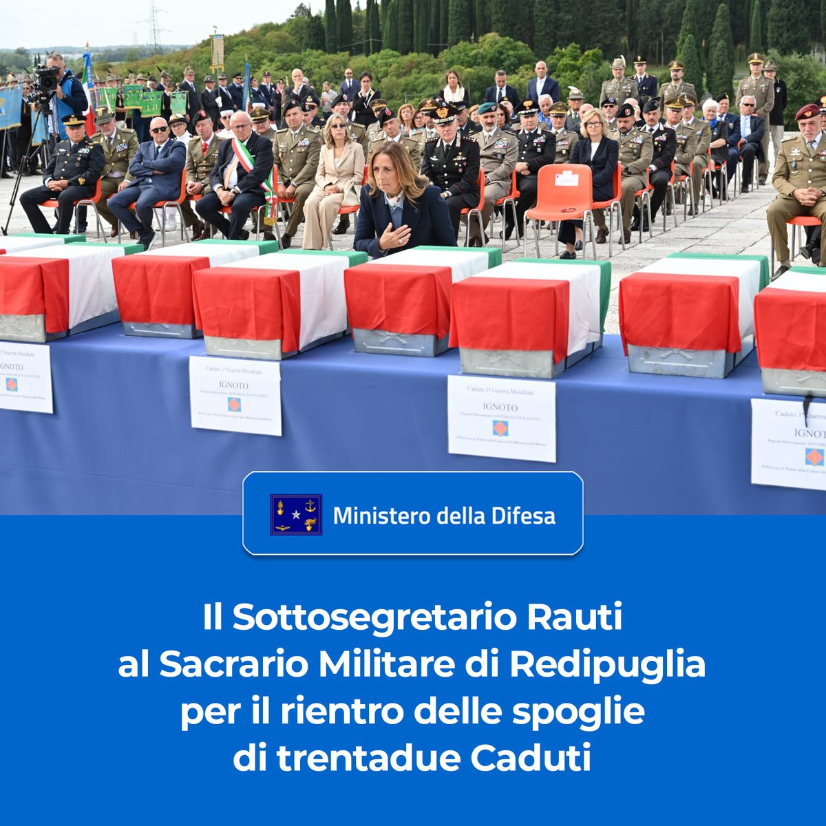 isabellarauti's tweet photo. Rientrate in Italia le spoglie di 32 militari Caduti nella Grande Guerra - @MinisteroDifesa
⬇️
https://t.co/NYPMfN0VrG
@GuidoCrosetto @SM_Difesa @Esercito @ItalianAirForce @ItalianNavy @_Carabinieri_ @ComuneGorizia @regioneFVGit @ProvGorizia @ana_web
#Redipuglia #Difesa #AssociazioniCombattentistichedArma #Slovenia #Italia