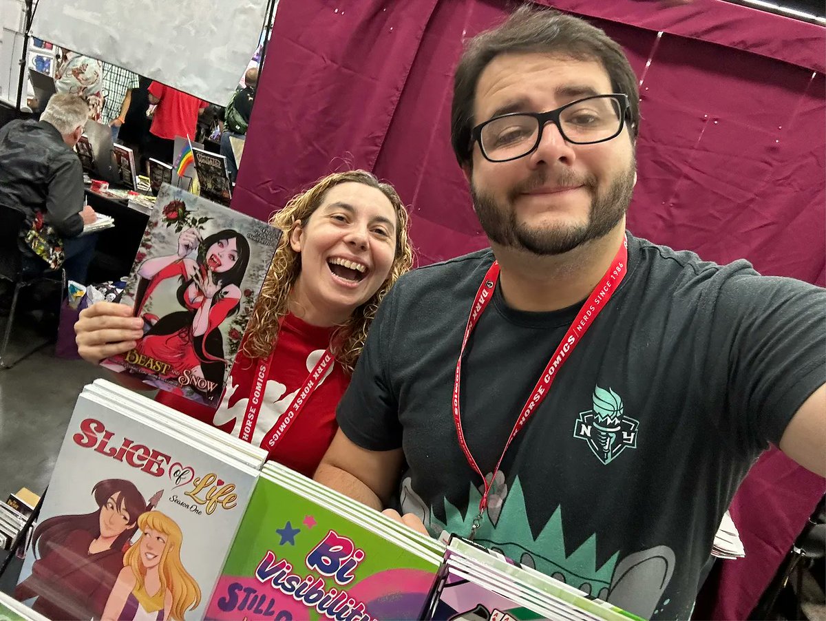 ComicUno's tweet photo. Doing Rose City Comic Con AND Romancing Portland ON THE SAME WEEKEND!

Read our newsletter: 

https://t.co/5cYX1DinD7 https://t.co/pflDCWATJQ