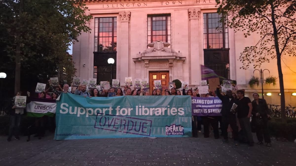 wylie_alan's tweet photo. Save Islington Libraries https://t.co/poAjIyGlHL