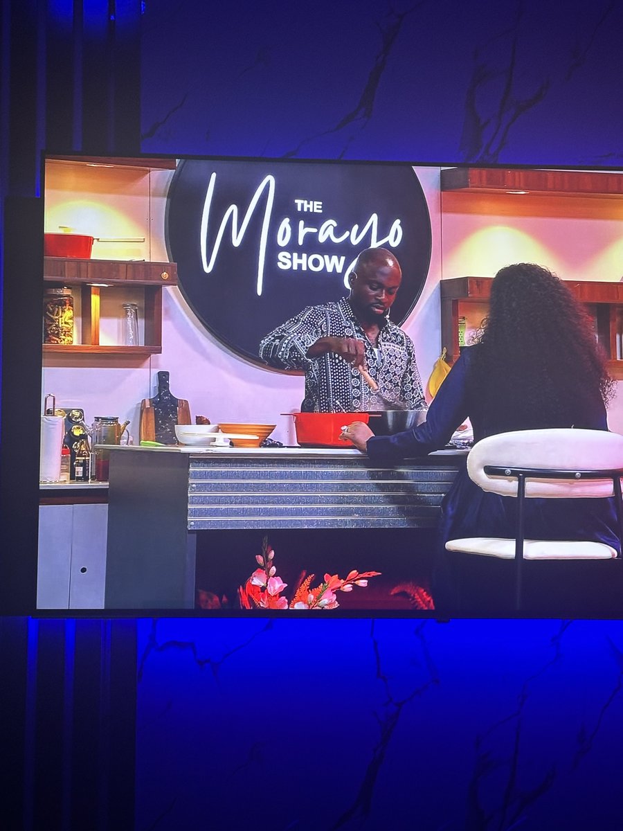 _Somtochi's tweet photo. My day. 

Watched my celebrity chef live on tv, can’t wait to have his meat in my mouth. https://t.co/iGMSHEBQvN
