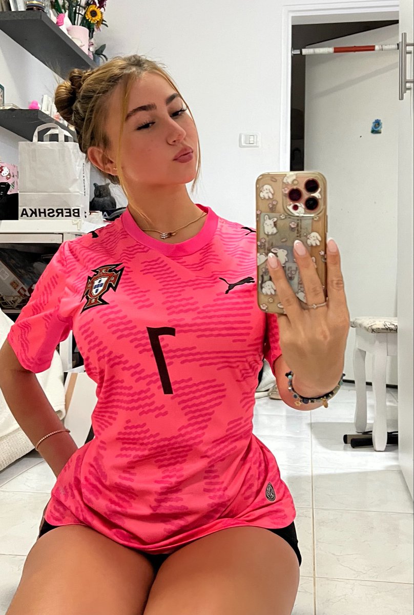 agambi7's tweet photo. Cristiano Ronaldo plays today https://t.co/Bzxtk5c1L8