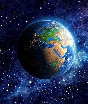 poponze's tweet photo. Anitta alerta para os riscos da extrema direita:

“A grande ameaça do mundo é uma extrema-direita que limita a liberdade do outro. Esse discurso extremista que faz com que o algoritmo bombe é muito prejudicial para a liberdade das pessoas no geral.” https://t.co/lKMPfQnN62