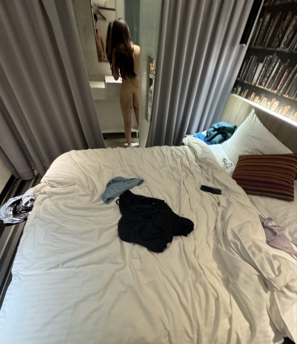 asdf950147's tweet photo. 男友已經好幾年不碰她了，甚至連接吻都很少了
（真的謝謝她男友😍😍😍）
在這裡也祝大家中秋連假都能打到炮❤️ https://t.co/Pq3bxYqXvk