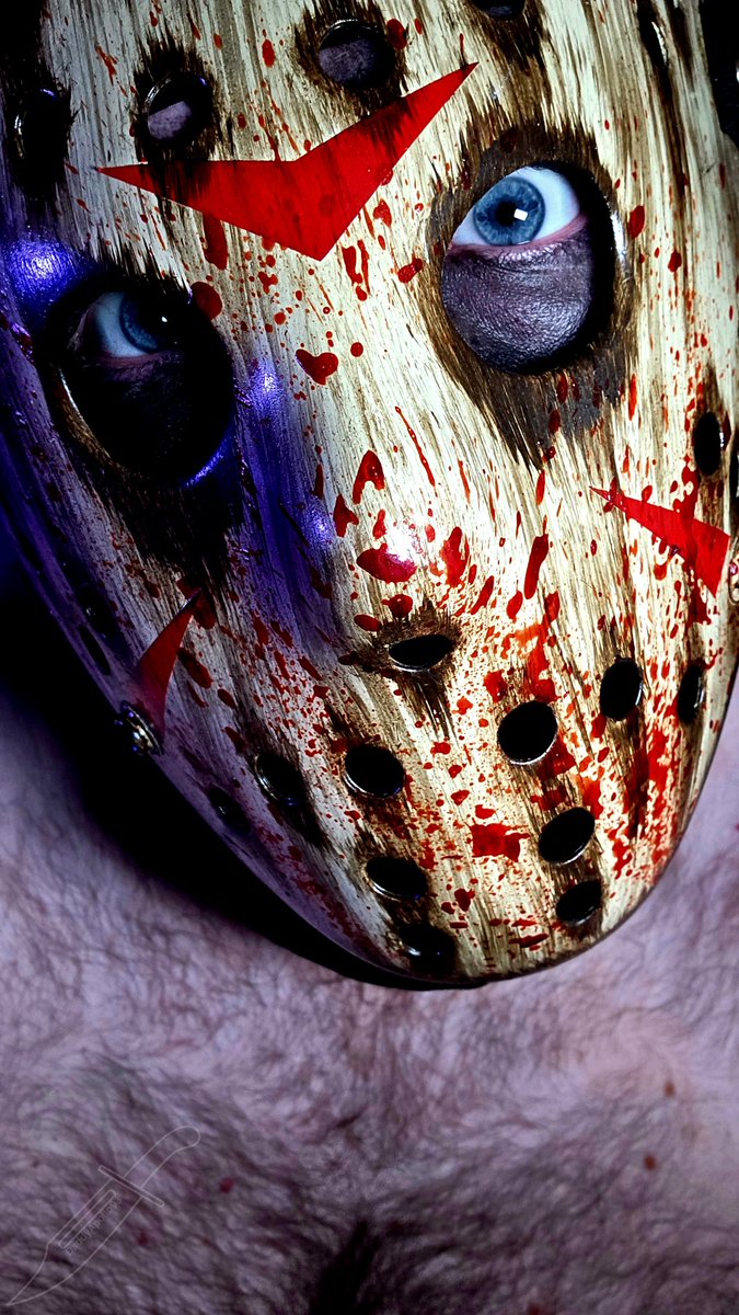 DaddyApollo93's tweet photo. I've always got my eyes on you 🔪 https://t.co/37b13L6XJA
