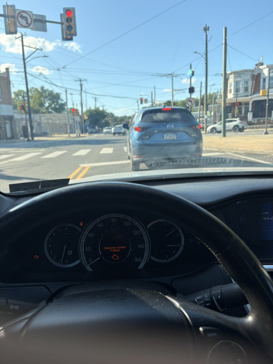 zbangshxt267's tweet photo. Who tryn get scooped?? #philly #phillyfreaks https://t.co/vWyVeN43cp