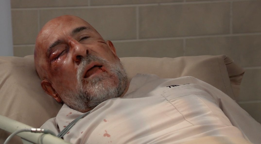 GeneralHospital's tweet photo. Sonny sent Sidwell a message he can't ignore... but will the authorities be able to trace the attack back to him?
An all-new #GH starts RIGHT NOW on ABC! https://t.co/SPDc2VbjGR