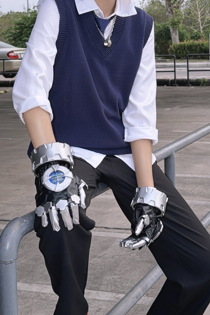 chappy__13's tweet photo. ツナのX-Gloves🔥

旧ver.　→　新ver. https://t.co/PoPmtBzKsV