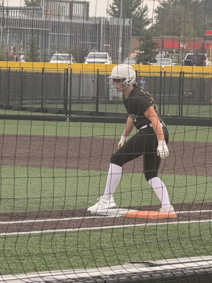 GraceJoseph2031's tweet photo. Honored to be selected for the @USSSAFastpitch Select 30!  So excited to travel to FL this January to compete. Excited to represent Iowa 🥎🩷 @usssaspacecoast @ExtraInningSB @PrepSoftball @CentIASports @LineDsoftball @EastonFastpitch @fastpitchwatch @D1Softball https://t.co/M4WyyF7l6w