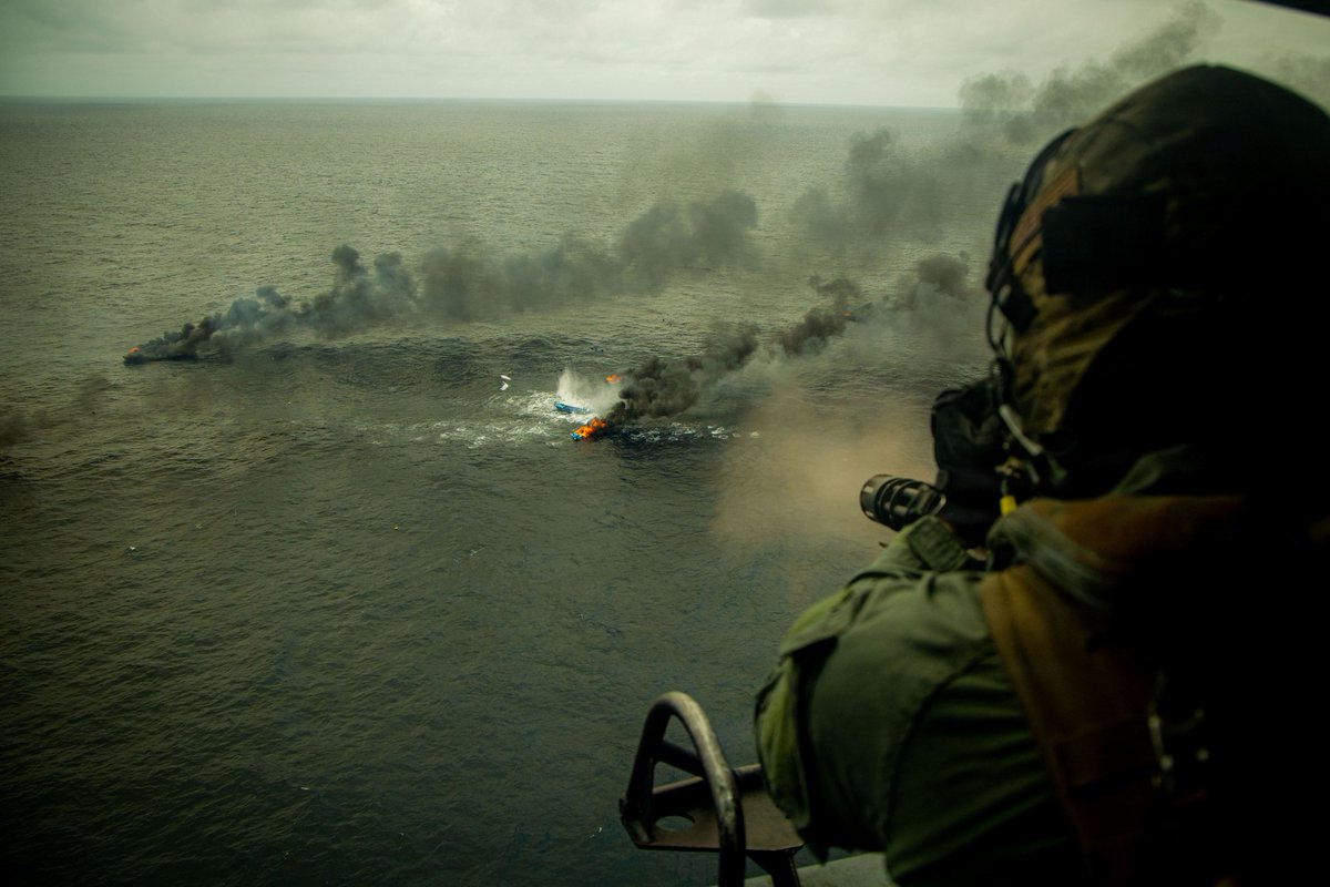 DeptofWar's tweet photo. .@USMC conduct maritime interdiction operations in the Pacific to disrupt illicit trafficking networks. https://t.co/CCrXPe1Ers