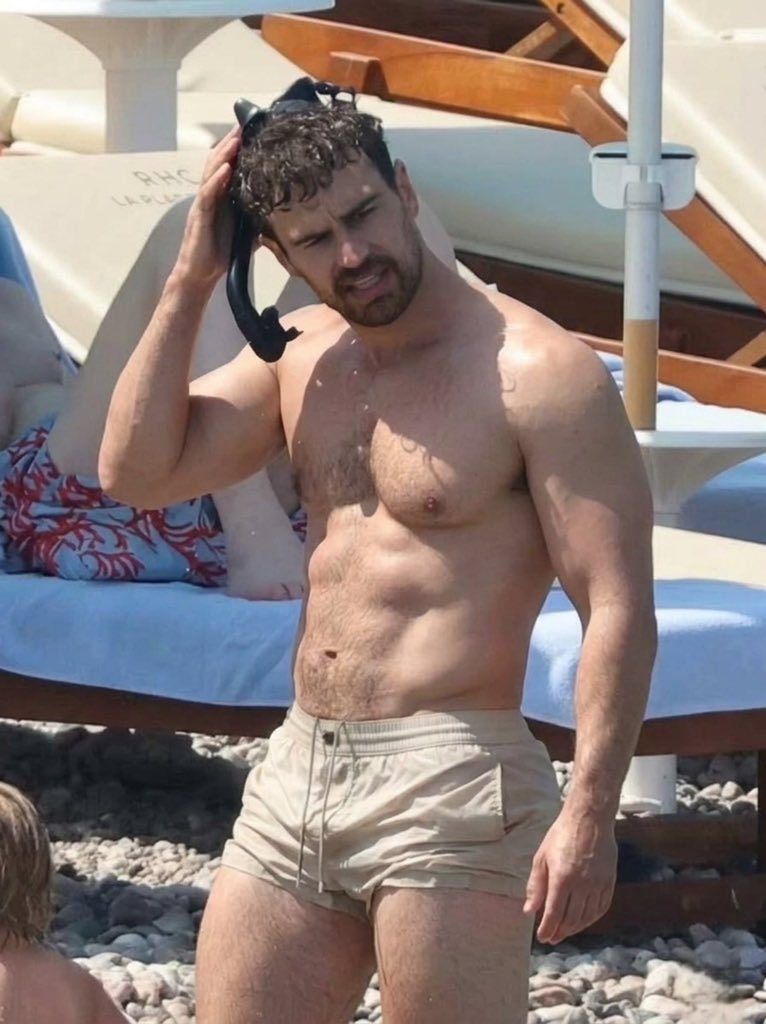 HoteDudes's tweet photo. Theo James Spotted Shirtless at the Beach in Taormina, Sicily. https://t.co/hl0ABHJhbh